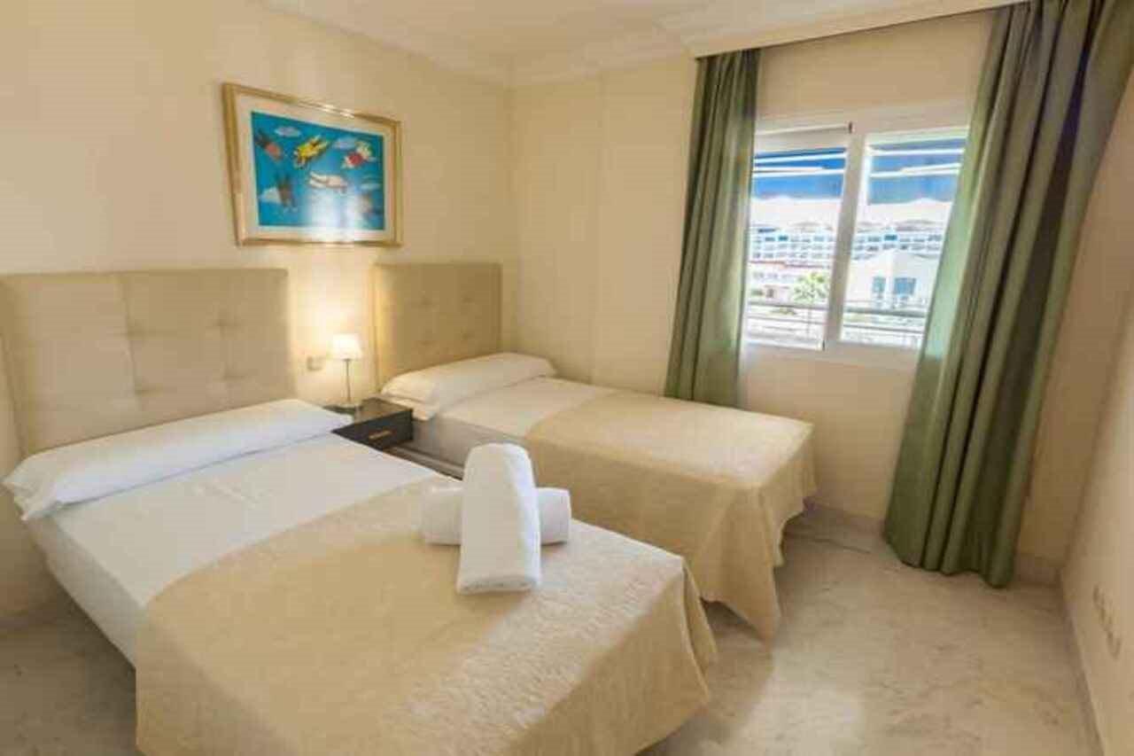 Marina De Banus Apartment Марбеля Екстериор снимка