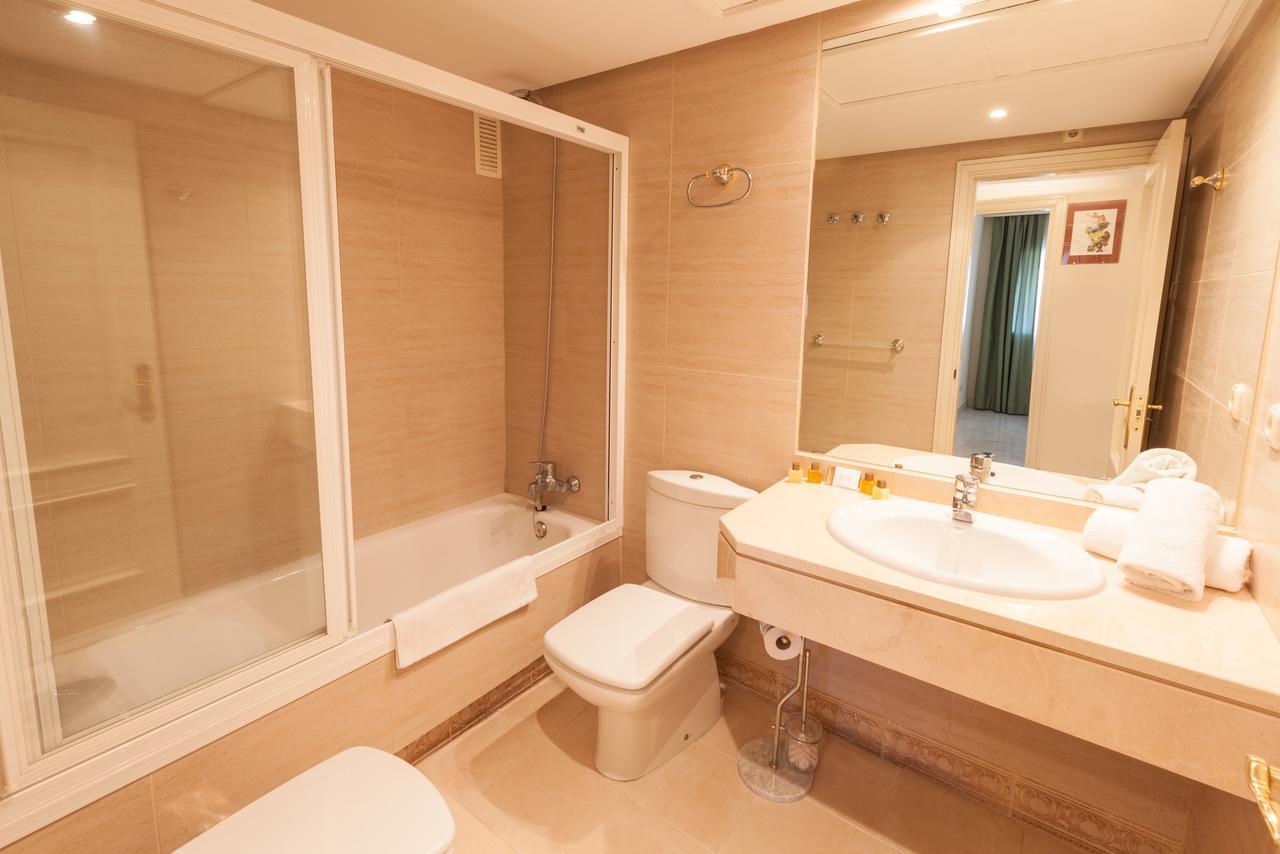 Marina De Banus Apartment Марбеля Екстериор снимка