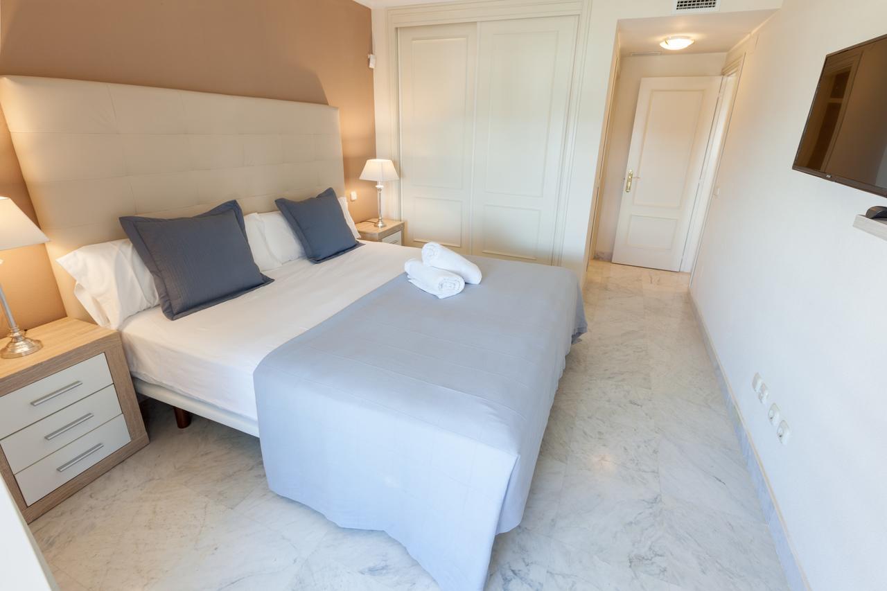 Marina De Banus Apartment Марбеля Екстериор снимка