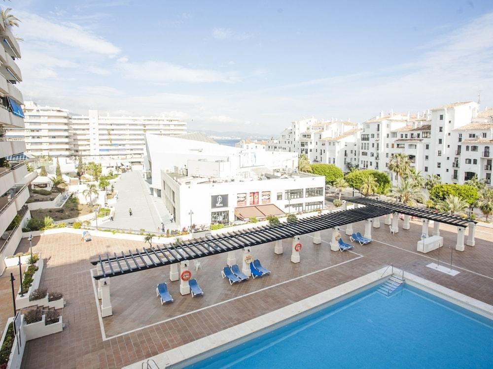 Marina De Banus Apartment Марбеля Екстериор снимка